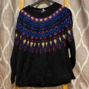 NWT TimeTru knotted sweater